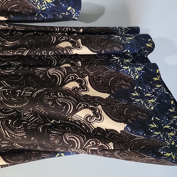 Aryeh Tan Printed  Knit Dress~XL - Picture 3 of 7